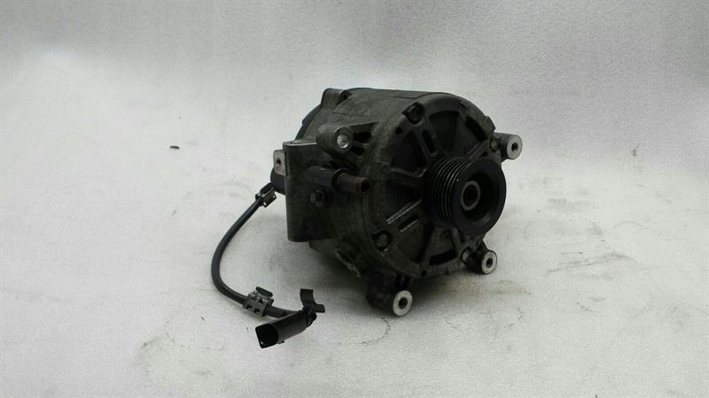 Porsche Panamera Porsche Panamera 970 Alternator 94860302303 Alternator