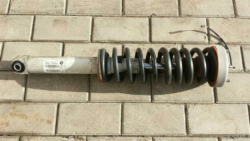 BMW 5 / i5 (G60 / G61) 2023-... BMW 5 Series E60 M5 strut rear left 2283127 left rear strut complete set