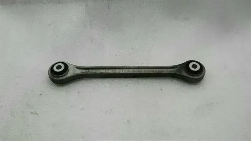 Porsche Panamera Porsche Panamera 970 rear right wishbone 97033104300 right rear wishbone