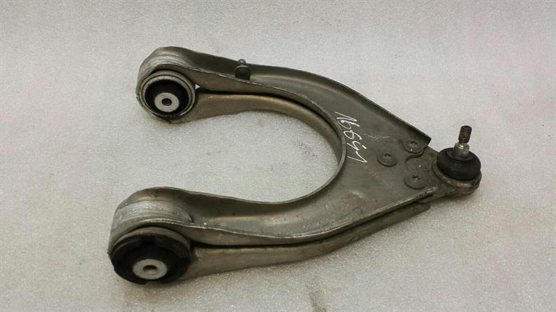 Mercedes-Benz CLS (C219) Mercedes CLS W219 Left Front Wishbone A2113308907 Front Left Handlebar Body type: Saloon
Fuel: Petrol