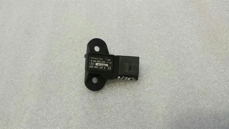 AUDI RS4 8H B7 PRESSURE SENSOR 036906051C Pressure Sensor