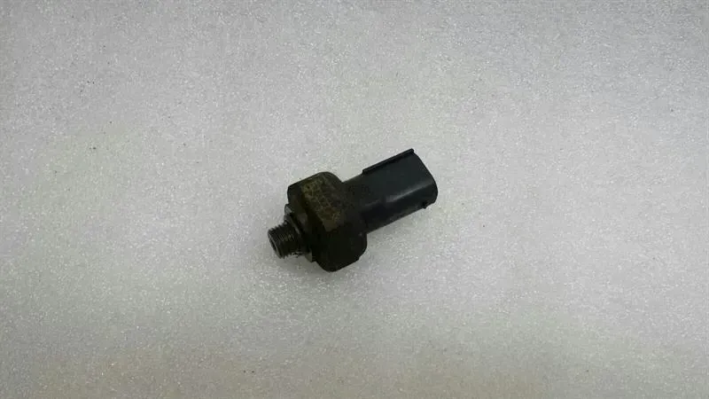 BMW 7 (E65 / E66 / E67 / E68) Sensor BMW 7 series E65 AC PRESSURE SENSOR 8370623 Air...