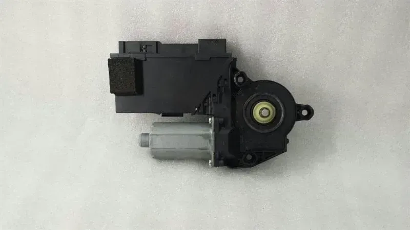 Volkswagen Touareg Door Window Motor Volkswagen Touareg 7L FRH door window motor 7L0...