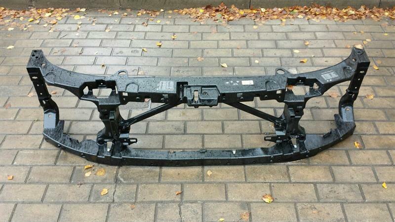 Land Rover Discovery LAND ROVER Discovery 4 Front Panel LR024332 Lock Bearer Front Mask Body type: Unknown
Fuel: Unknown