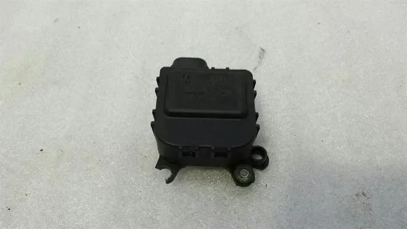 Porsche 911 (992) Porsche 911 Carrera Vent Flap Engine 8D2820511C Servo Motor