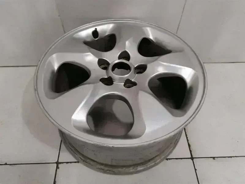 Jaguar S-Type JAGUAR S-type alloy rim 7.5Jx16 XR819331 Alloy Wheel Body type: Unknown
Fuel: Unknown