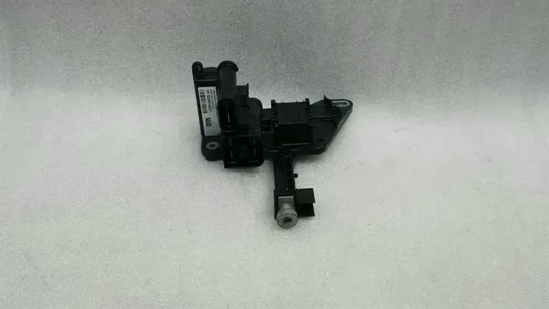 BMW 1 (E81 / E82 / E87 / E88) BMW 1 Series F21 F20 Electronic Module 61149296150 ECU Body type: Hatchback
Fuel: Diesel