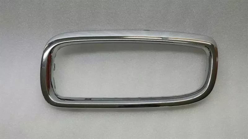 BMW 7 / i7 (G70) 2022-... BMW 7 series E65 front grille left 51137032105 radiator grille left