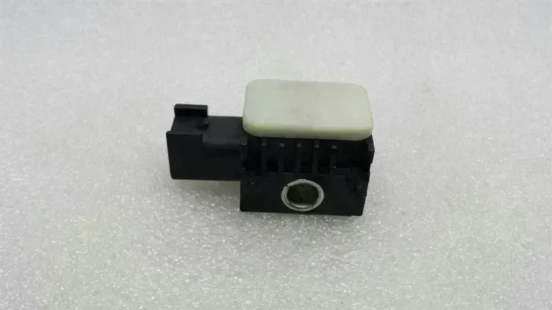 Land Rover Freelander LAND ROVER FREELANDER CRASH SENSOR 3M5T-14B342-AB Impact Sensor Body type: Unknown
Fuel: Unknown