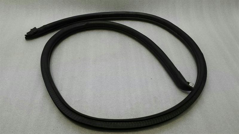Porsche 911 (992) Porsche 911 Carrera right door seal 99653707600 door seals right