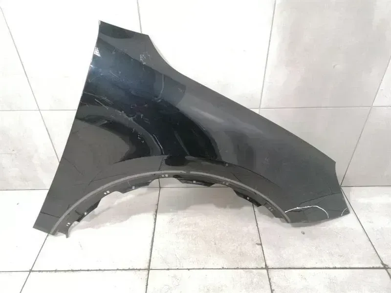 Porsche Cayenne Porsche Cayenne 9Y MK3 E3 Right Wing 9Y0821106B Front Right Fender Body type: Unknown
Fuel: Unknown