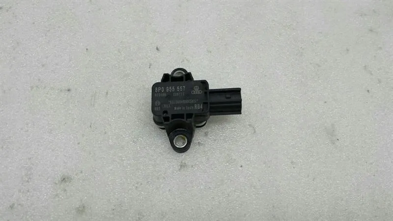 Audi A3 8P crash sensor 8P0955557 impact sensor