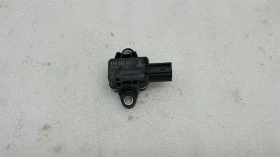 Audi A3 8P czujnik zderzenia 8P0955557 czujnik uderzenia