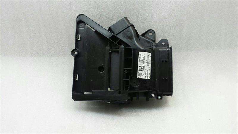 Porsche Panamera PORSCHE Panamera 970 Luftverteiler links 97057221100 Left Air Duct Tube Heater