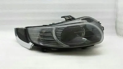 Saab 9-5 facelift labās puses priekšējais lukturis labais ksenona lukturis