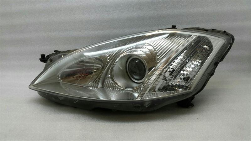 Mercedes-Benz CLA (C174 / C178) Mercedes S-Class W221 Left Headlamp Headlight Left Halogen Body type: Unknown
Fuel: Unknown