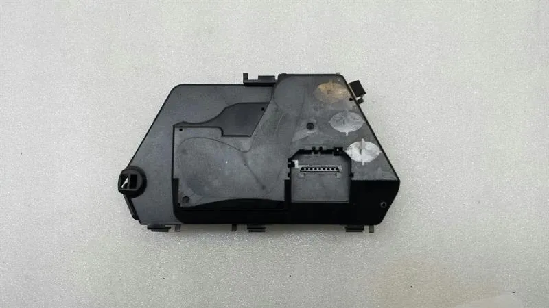 Mercedes S-Class Unknown Electronic Module A2208216879 ECU