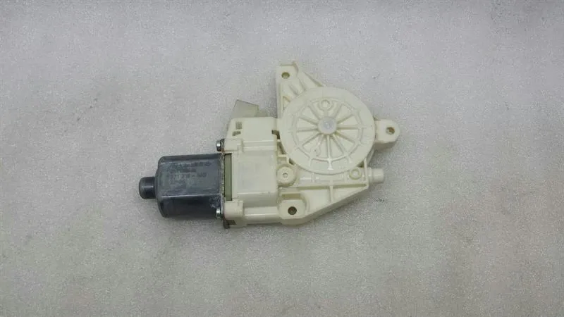Mercedes C Class W204 Coupe window motor FLH A2048200242 Fensterhebermo