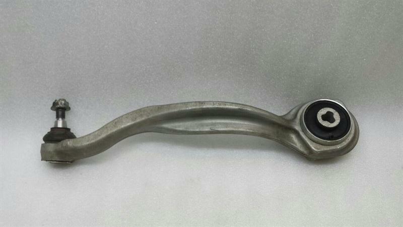 Mercedes-Benz C (W204) Left Front Wishbone Mercedes E Class W212 Left Front Wishbone A2123...