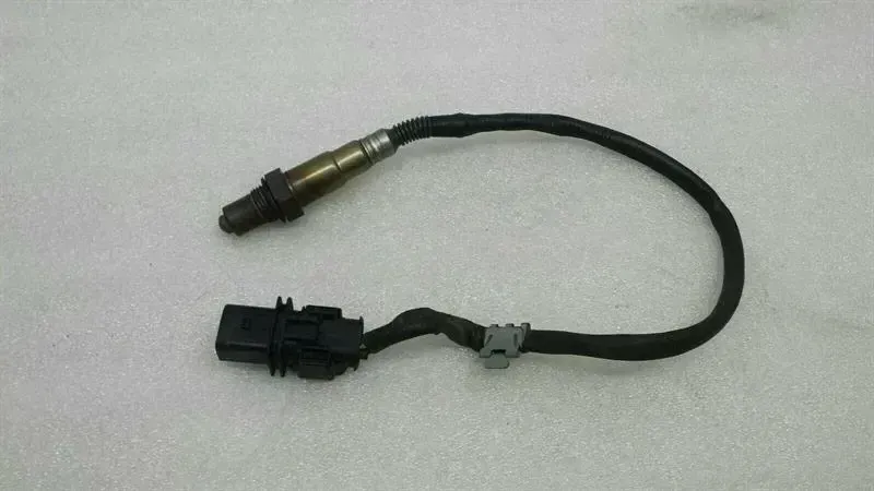 Mercedes-Benz C (W203) Lambda Sensor Mercedes CLS Class W219 W212 W211 Lambda Sensor...
