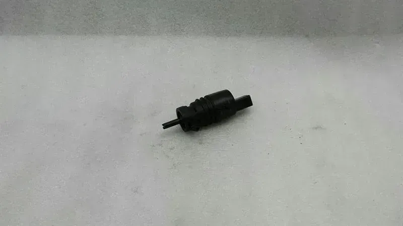 Porsche Panamera Porsche Panamera 970 Washer Water Pump Pump 3020175 Washer Fluid Pump