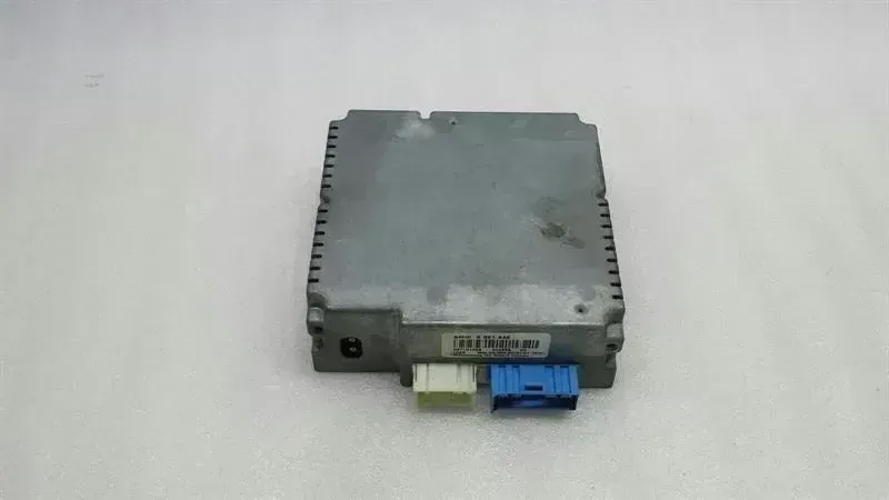 BMW 7 (E65 / E66 / E67 / E68) BMW 7 series electronic module 6921448 video module TV module video TV control unit Body type: Saloon
Fuel: Petrol