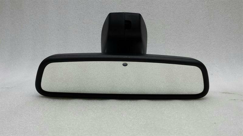BMW 7 (E65 / E66 / E67 / E68) BMW 7 series E65 E66 rear view mirror 9218046 interior mirror rear-view mirror Body type: Saloon
Fuel: Diesel