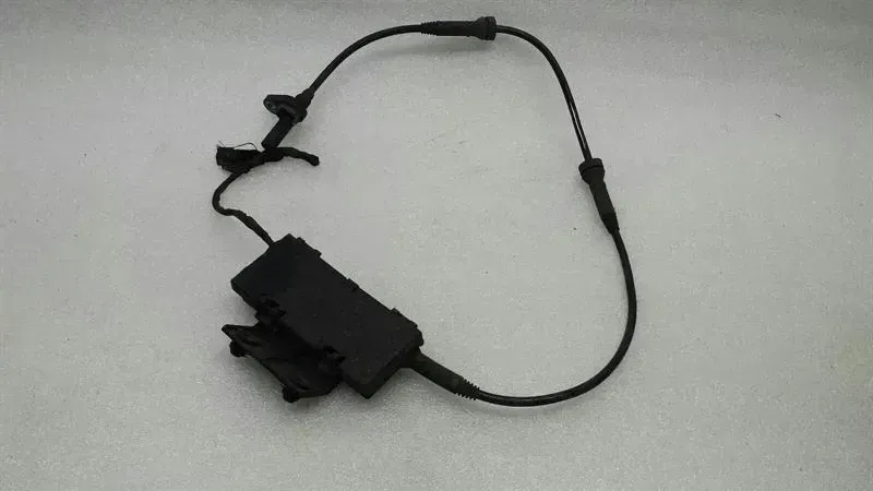 BMW 7 (E65 / E66 / E67 / E68) BMW 7 Series E65 E66 Rear A.B.S Sensor 61126908705 Body type: Saloon
Fuel: Diesel