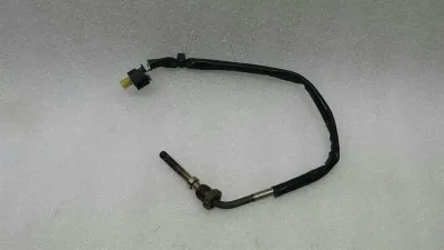 Mercedes E klases W212 temperatūras sensors A0081532228 izplūdes gāzu temperatūras sensors OM651