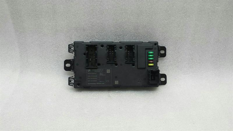 BMW 1 (E81 / E82 / E87 / E88) BMW 1 Series F21 F20 Fuse Box 9317177 Fuse Box Body type: Hatchback
Fuel: Diesel