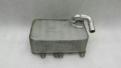 Audi A6 4G eļļas dzesētājs 059117021R eļļas dzesētāja radiators 3.0 TDI V6