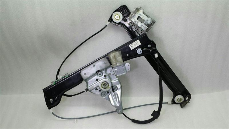 BMW 6 (E63 / E64) BMW 6 Series E63 left front door winder 7008623 power window front left VL