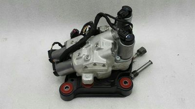 BMW 7 F02 F01 F07 dinamiskās piedziņas hidrauliskais vārsts 6775258 hidrauliskā vārsta piekare