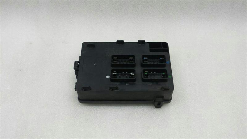 Jaguar XK Jaguar XK8 XK X100 rear fuse box LJG2822AB fuse box rear Body type: Unknown
Fuel: Unknown