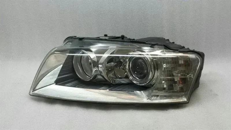 Audi A8 (D5) 2017-... Audi A8 8E left headlamp headlight left xenon cornering light dynamic headlight