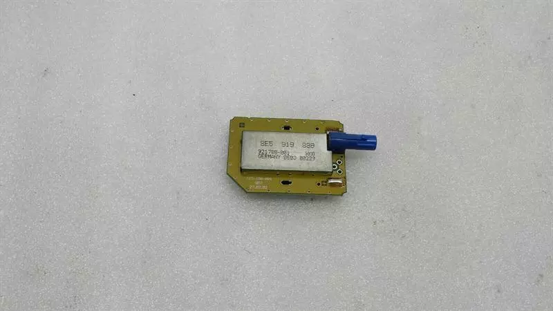 Audi A8 (D5) 2017-... Audi A8 8E GPS Aerial / Antenna 8E5919889 Sat Nav Antenna