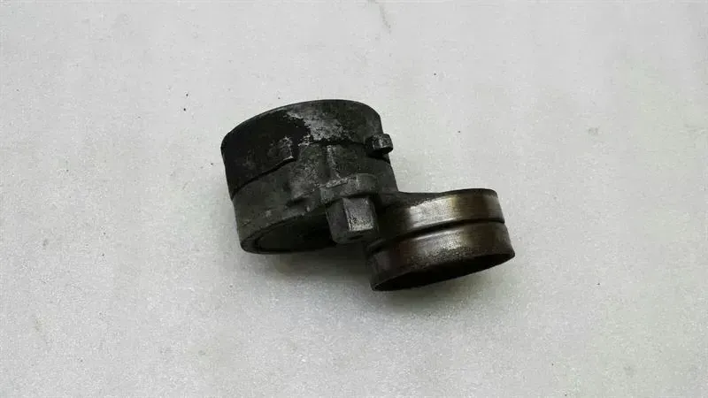 Audi A8 (D5) 2017-... Audi A8 8E Belt Tensioner V-ribbed Belt 077903133F Pulley Tensioner 4.2 V8