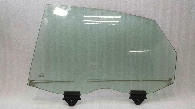 Audi A8 (D3) Audi A8 8E left rear door glass door window rear left double double