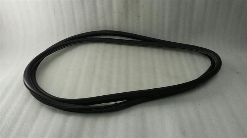 Volkswagen Touareg Door Seal VW Touareg 7L front door seal 7L0837911E front ...