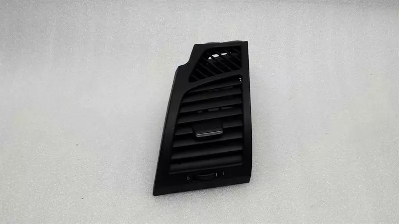 BMW 1 (E81 / E82 / E87 / E88) BMW 1 Series E87 RHD Left Air Vent 7059187 right handlebar Body type: Hatchback
Fuel: Diesel