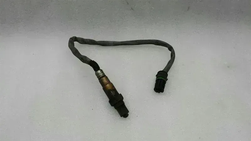 BMW 7 (E65 / E66 / E67 / E68) BMW 7 series E65 Oxygen Sensor 7539126 Oxygen Sensor Down stream Body type: Saloon
Fuel: Petrol