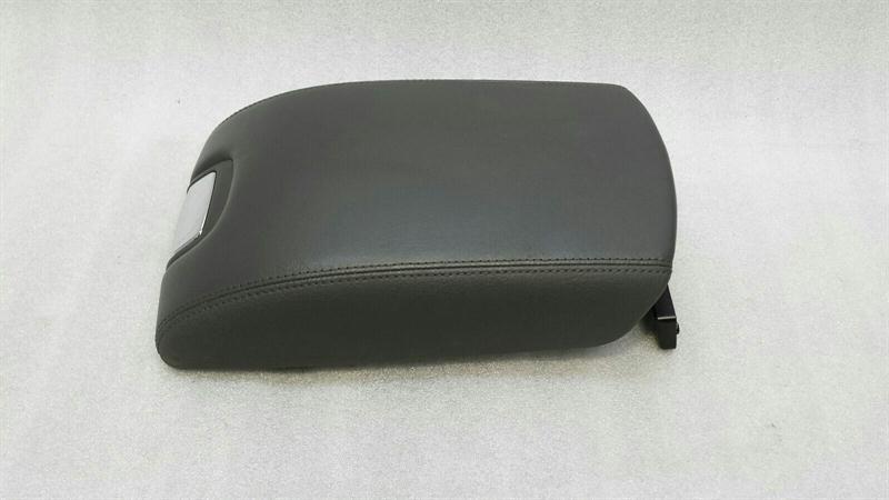 Jaguar S-Type JAGUAR S-type armrest XR815675NED center armrest armrest