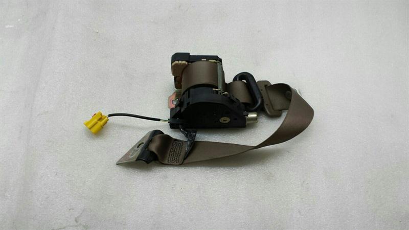 Jaguar S-Type Rear seat belt