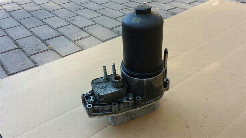 Jaguar S-Type Jaguar S-type oil filter housing C2S35335 oil cooler holder 2.7D Body type: Saloon
Fuel: Diesel