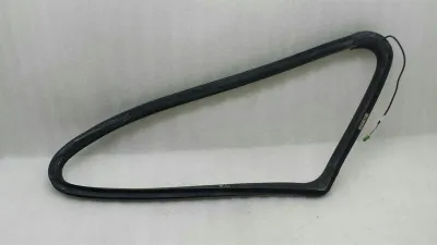 Mercedes R Class W251 уплътнение задно ляво стъкло A2516702339 странично стъкло ляво