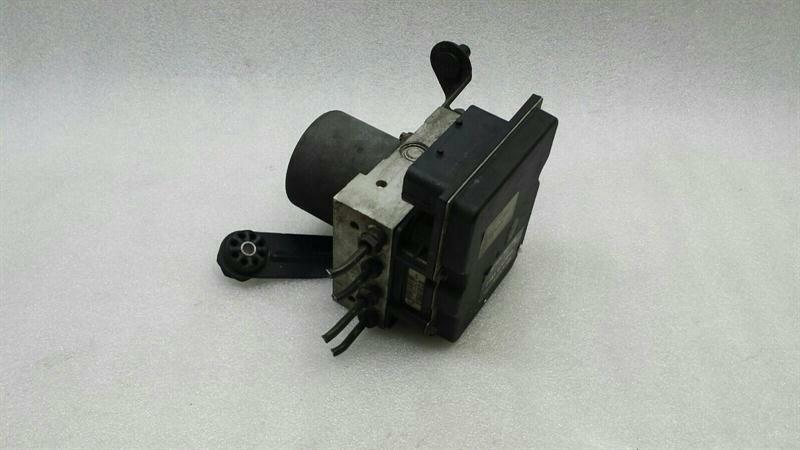 BMW 6 (E63 / E64) BMW 6 Series E63 E64 ABS Pump 34516767696 ABS Active Steering Pump Body type: Coupe
Fuel: Petrol