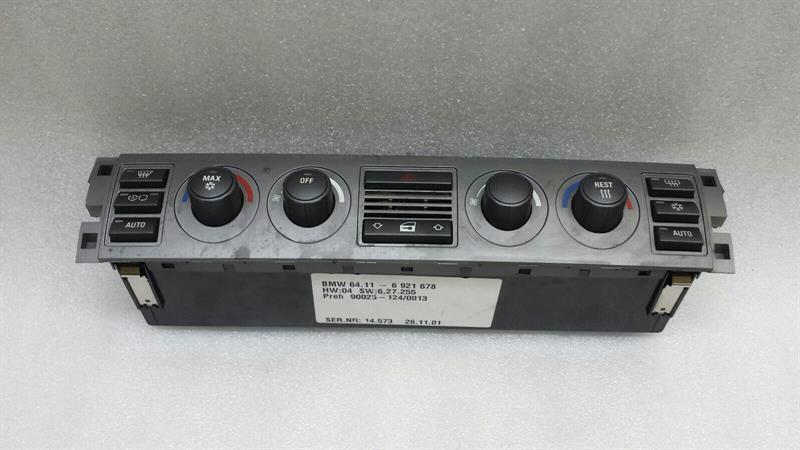 BMW 7 (E65 / E66 / E67 / E68) 2002 BMW 7 Series E65/E66 Car Climate Control 64116921678 Control Unit Air Conditioning Body type: Saloon
Fuel: Petrol