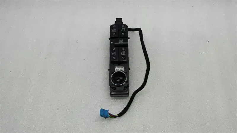 Mercedes-Benz A (W168) Mercedes CL W215 Main Window Switch A2158211751 Switch Power Window Body type: Coupe
Fuel: Petrol