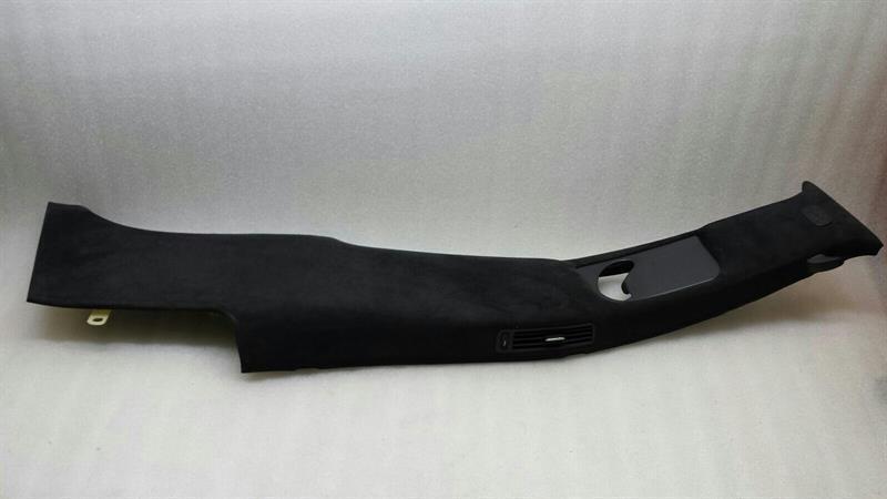 Mercedes-Benz 280SL - 600SL / SL (R129) Mercedes S Class W220 B post cover R A2206901425 B column trim ALCANTARA Body type: Saloon
Fuel: Petrol