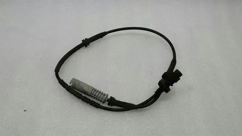 BMW 7 (E65 / E66 / E67 / E68) BMW 7 series E65 brake pad wear sensor 34356778037 brake pad sensor front Body type: Saloon
Fuel: Petrol